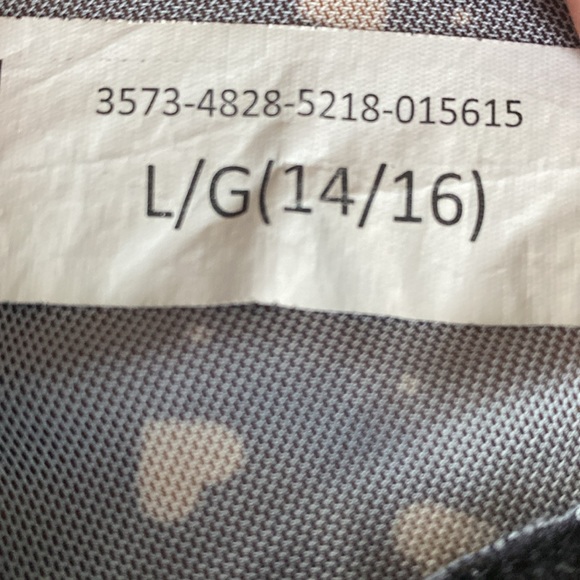 Kids mesh swimsuit coverup. - Picture 3 of 4